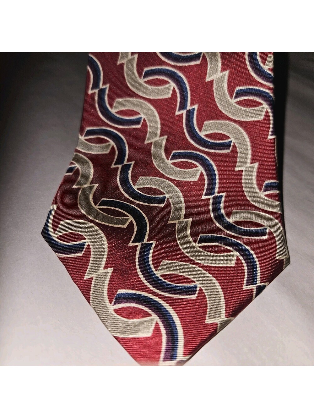 Adolfo Red Geometric Tie Retro Chain Pattern Classic Men’s Neckwear